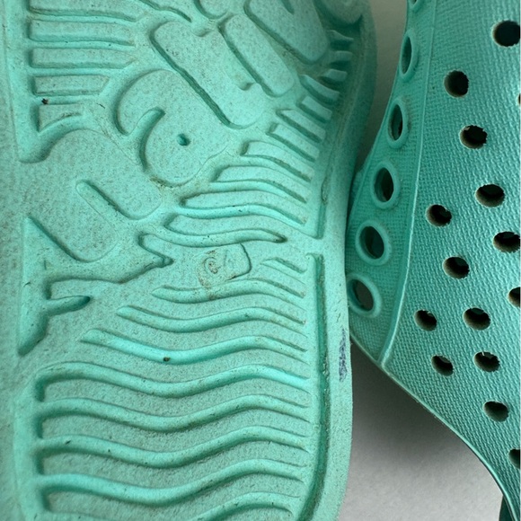 Teal Toddler Native shoes size 4 - Picture 5 of 6